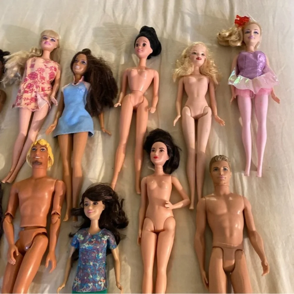 Barbie  Male‎ Dolls Lot Of 12